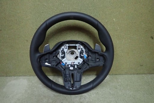 VOLAN KOŽA BMW 5 V G30 G11 M PAKET F1