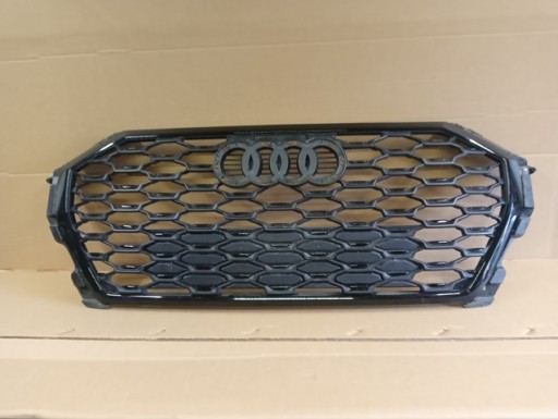 MASKA GRIL AUDI Q3 II 83F853651 S LINE 2018-