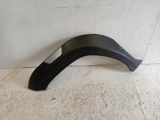 LAJSNA NA BLATOBRAN LIJEVA STRANA PREDNJA TOYOTA HILUX 8 VIII 2020-