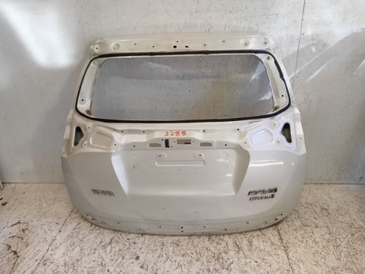 GEPEK ZADNJI POKLOPAC GEPEKA TOYOTA RAV4 RAV 4 IV REDIZAJN 2016-