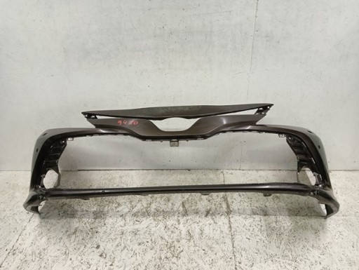 BRANIK PREDNJA STRANA TOYOTA CAMRY 8 VIII 2017-