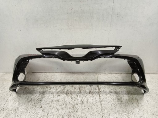 BRANIK PREDNJA STRANA TOYOTA CAMRY 8 VIII 2017-