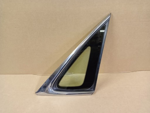 TROKUT STAKLO ZADNJA  DESNA STRANA ZADNJI LEXUS NX 2014-