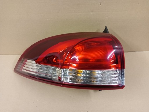 LAMPA FAR LIJEVA STRANA ZADNJA  ZADNJI RENAULT CLIO 4 IV KARAVAN 2012-