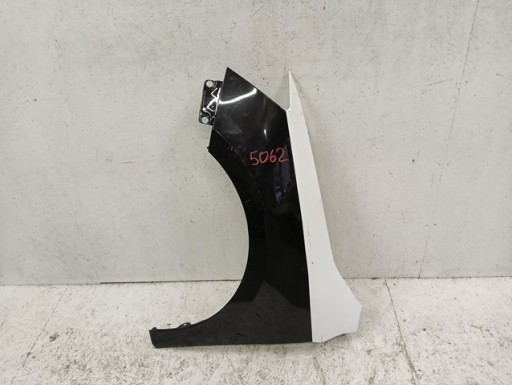 BLATOBRAN LIJEVA STRANA PREDNJA SKODA FABIA III 3 6V 14-