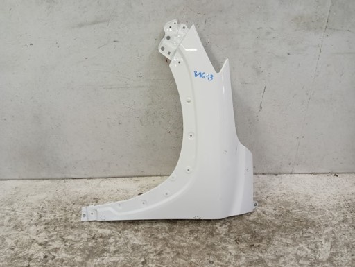 BLATOBRAN LIJEVA STRANA PREDNJA TOYOTA COROLLA CROSS 22-