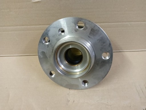 NOVI PREDNJA STRANA LEŽAJ Z PIASTĄ BMW V 5 F10 F11 VI 6 F06 F12 F13