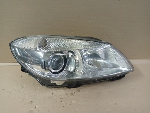 LAMPA FAR DESNA STRANA SKODA FABIA II 2 ROOMSTER 5J REDIZAJN 10-14R