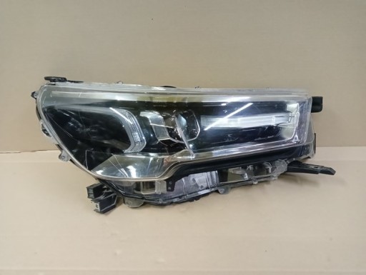 LAMPA FAR DESNA STRANA FULL LED TOYOTA HILUX VIII 8 REDIZAJN 20-