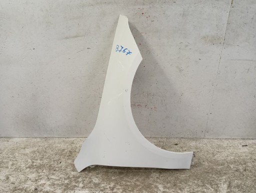 BLATOBRAN DESNA STRANA PREDNJA MERCEDES A118 W118 118 CLA 18-