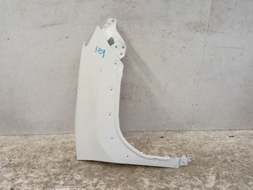 BLATOBRAN DESNA STRANA PREDNJA TOYOTA YARIS CROSS 20-