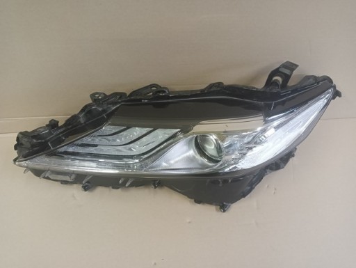 LAMPA FAR LIJEVA STRANA FULL LED TOYOTA CAMRY VIII 8 17-