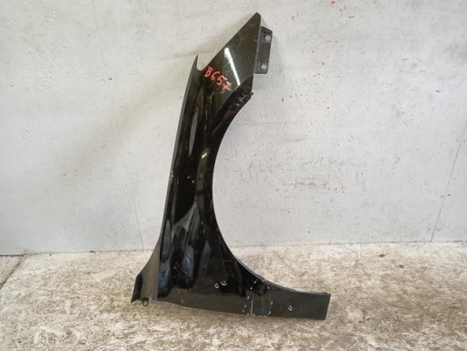 BLATOBRAN DESNA STRANA PREDNJA AUDI A3 8Y 20-
