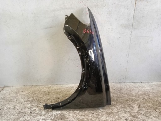 BLATOBRAN LIJEVA STRANA PREDNJA AUDI Q3 II 2 83A 18-