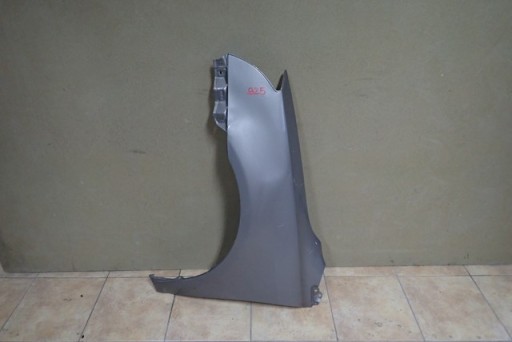 BLATOBRAN LIJEVA STRANA PREDNJA TOYOTA AVENSIS T25