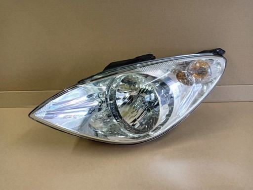 LAMPA FAR LIJEVA STRANA HYUNDAI I20 I 1 08-12R PB