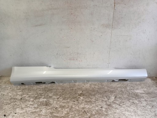 LAJSNA PRAGA DESNA STRANA PRAG BMW III 3 E92 E93 REDIZAJN LCI 10-