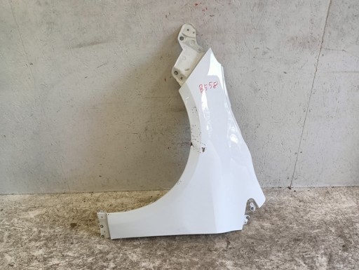 BLATOBRAN LIJEVA STRANA PREDNJA TOYOTA COROLLA E21 HATCHBACK (OBIČNI) KARAVAN 19-