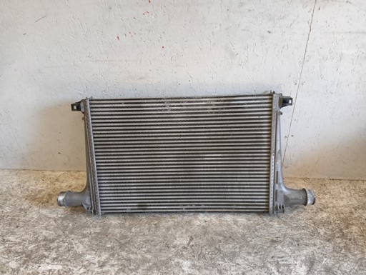 INTERCOOLER HLADNJAK ZRAKA AUDI Q7 Q8 4M0