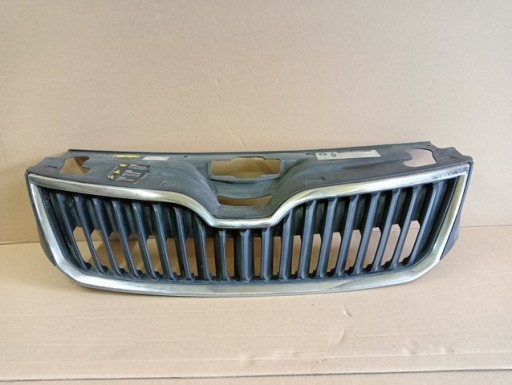 MASKA GRIL SKODA RAPID 5J 12-