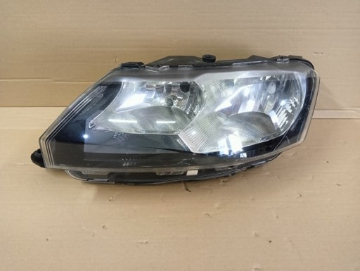 LAMPA FAR LIJEVA STRANA SKODA RAPID 5J 12-
