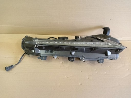 DRL LED ZMIGAVAC DESNA STRANA LEXUS NX 1 14-