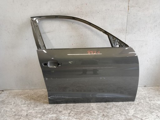 VRATA DESNA  PREDNJA STRANA AUDI A1 II 2 82A 19-