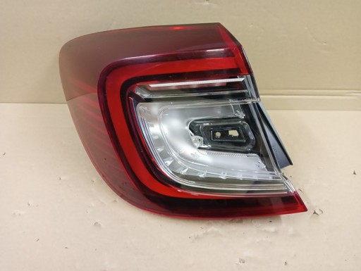 LAMPA FAR LIJEVA STRANA ZADNJA  ZADNJI RENAULT CAPTUR II 2 LED 19-