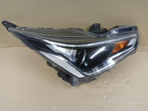 LAMPA FAR DESNA STRANA TOYOTA AYGO II 2 LED REDIZAJN 18-21R