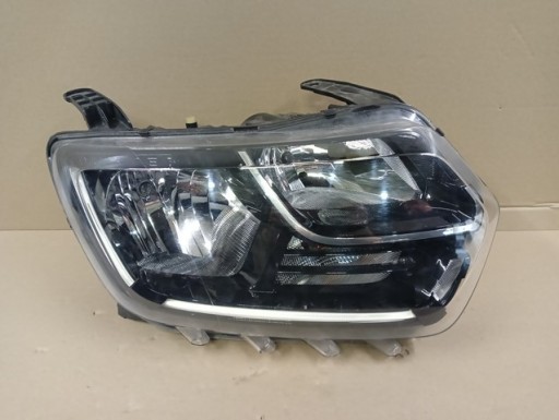 LAMPA FAR DESNA STRANA DACIA DUSTER II 2 LED 17-21R