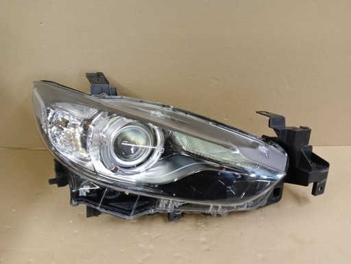 LAMPA FAR DESNA STRANA LEČA MAZDA VI 6 GJ 12-