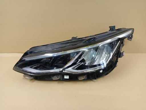 LAMPA FAR LIJEVA STRANA FULL LED VW GOLF VIII 8 5H 19-