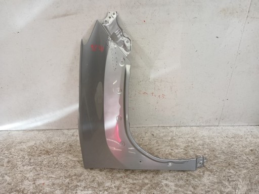 BLATOBRAN DESNA STRANA PREDNJA TOYOTA YARIS CROSS 20-