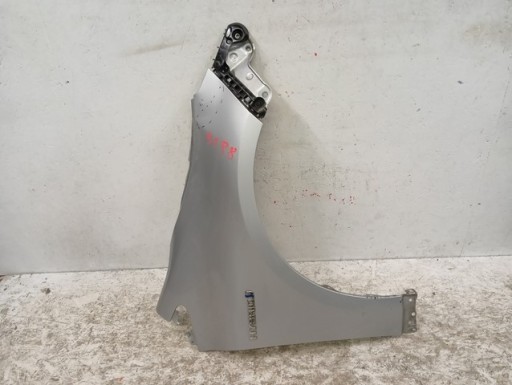 BLATOBRAN DESNA STRANA PREDNJA TOYOTA COROLLA E21 HATCHBACK (OBIČNI) KARAVAN 19-