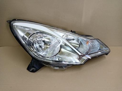 LAMPA FAR DESNA STRANA CITROEN C3 DS3 II 2 09-17