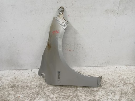 BLATOBRAN DESNA STRANA PREDNJA TOYOTA COROLLA E21 LIMUZINA / SEDAN 19-