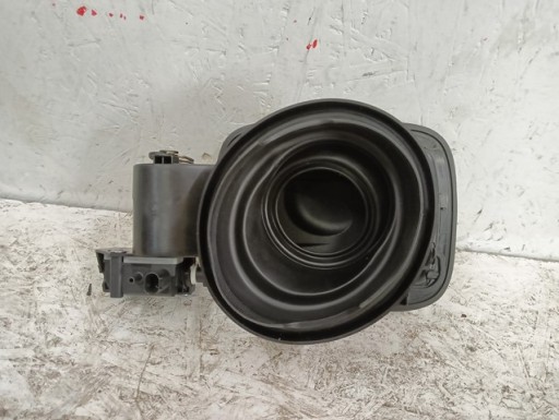 KUČIŠTE OTVOR ULJEVANJA GORIVA BMW X1 E84 09-