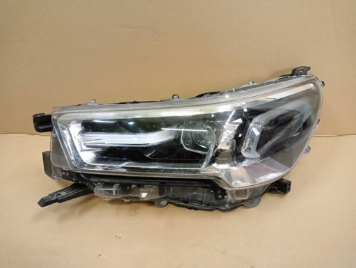LAMPA FAR LIJEVA STRANA FULL LED TOYOTA HILUX VIII REDIZAJN 20-
