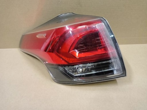 LAMPA FAR LIJEVA STRANA ZADNJA  ZADNJI TOYOTA RAV4 RAV-4 IV REDIZAJN 15-19