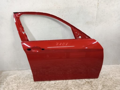 VRATA DESNA  PREDNJA STRANA BMW 1 I F20 F21 11-19