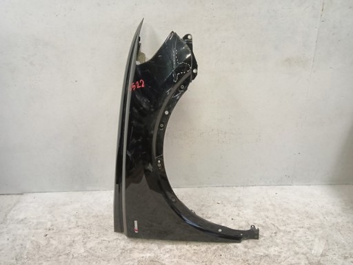 BLATOBRAN DESNA STRANA PREDNJA AUDI Q3 II 83A 2018-