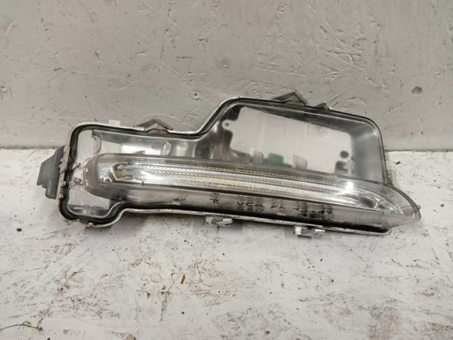 MAGLENKA DESNA STRANA PREDNJA VOLVO S60 V60 II 13-18