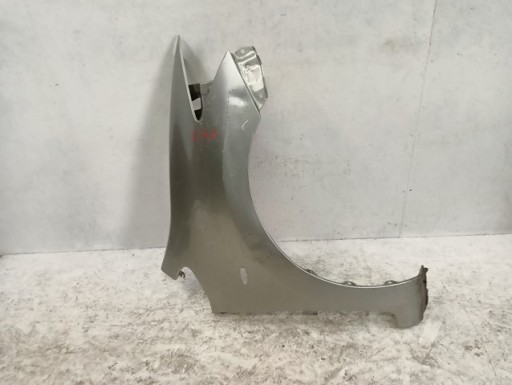 BLATOBRAN DESNA STRANA PREDNJA TOYOTA AURIS I 1 06-09