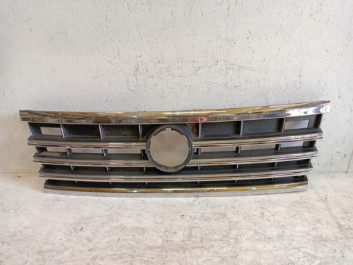 MASKA GRIL VW TOUAREG III 760 18-