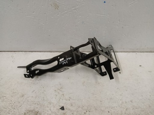 NOSAČ LAMPE FAROVI DESNA STRANA BMW I 1 F20 F21 III 3 F30 F31