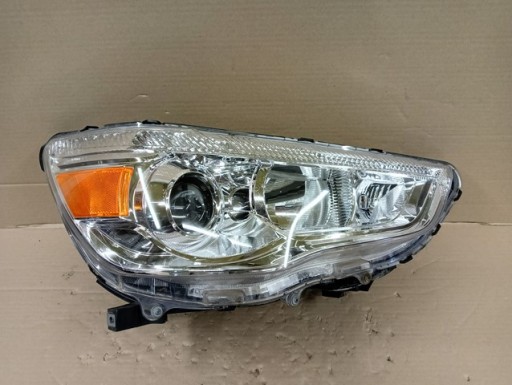 LAMPA FAR DESNA STRANA LEČA MITSUBISHI ASX 10-19R
