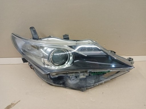 LAMPA FAR DESNA STRANA LED TOYOTA AURIS II 2 12-15R