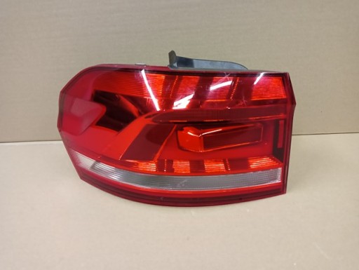 LAMPA FAR LIJEVA STRANA ZADNJA  ZADNJI VW TOURAN III 3 5T 5TA 15-