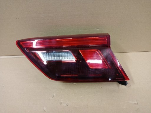 LAMPA FAR DESNA STRANA ZADNJA ZADNJI LED VW TIGUAN II 2 5NA 15-