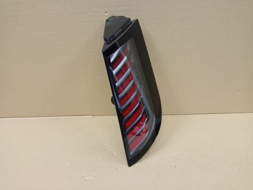 LAMPA FAR DESNA STRANA ZADNJA ZADNJI LED VOLVO EX30 EX-30 23-
